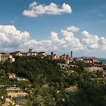 Casa Vacanza La Vela Bed & Breakfast Bergamo
