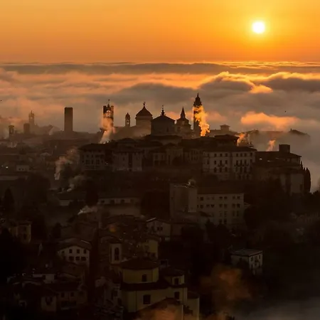 Casa Vacanza La Vela B&B 4*