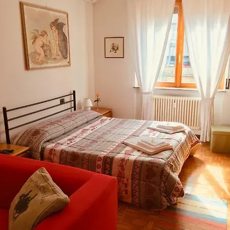 Bed & Breakfast Casa Vacanza La Vela *
