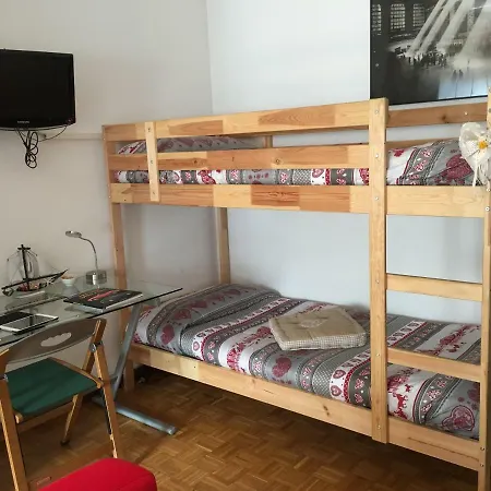 Casa Vacanza La Vela Bed and breakfast 4*