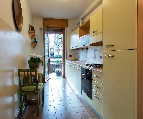 Casa Vacanza La Vela Bed and breakfast 4*